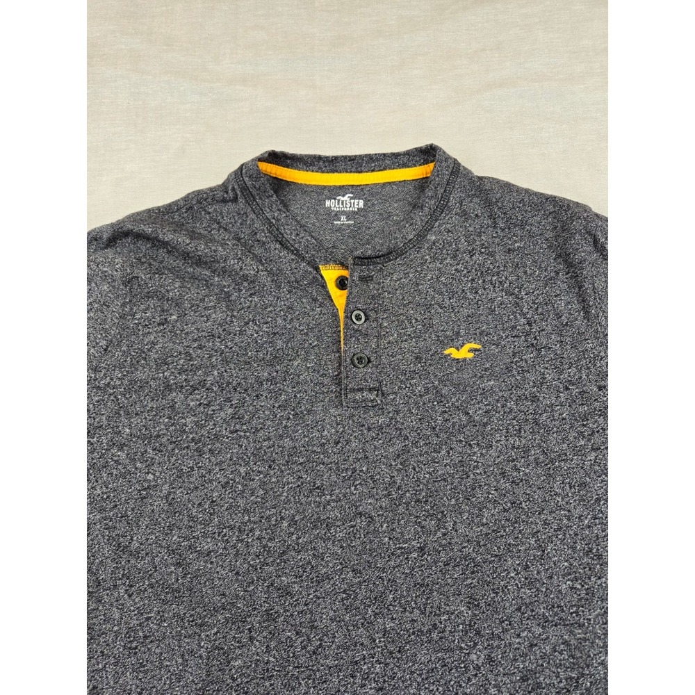Hollister Mens Gray Heathered Short Sleeve Henley Shirt XL Embroidered Logo - Picture 8 of 10